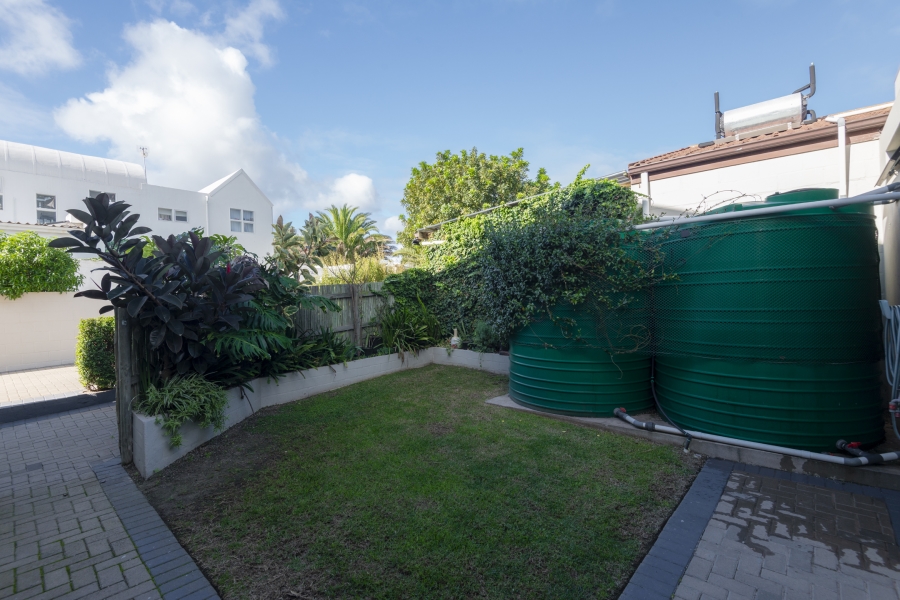 6 Bedroom Property for Sale in Myburgh Park Western Cape
